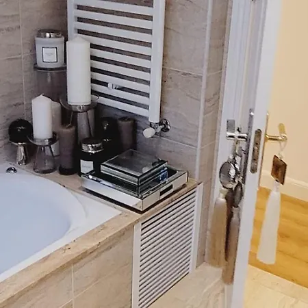 Premium Penthouse For 4 Adults In The Heart Of The * Ов'єдо