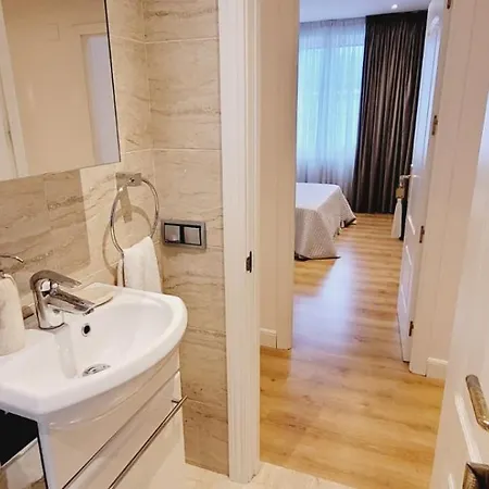 Premium Penthouse For 4 Adults In The Heart Of The Ов'єдо