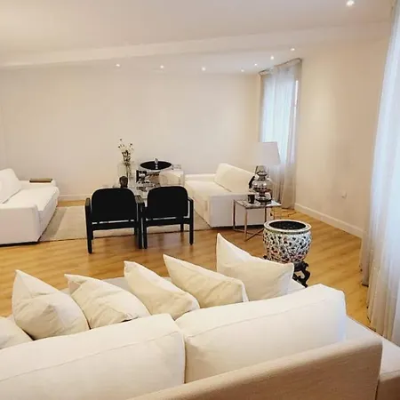 Апартаменти Premium Penthouse For 4 Adults In The Heart Of The *