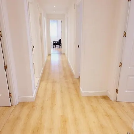Апартаменти Premium Penthouse For 4 Adults In The Heart Of The